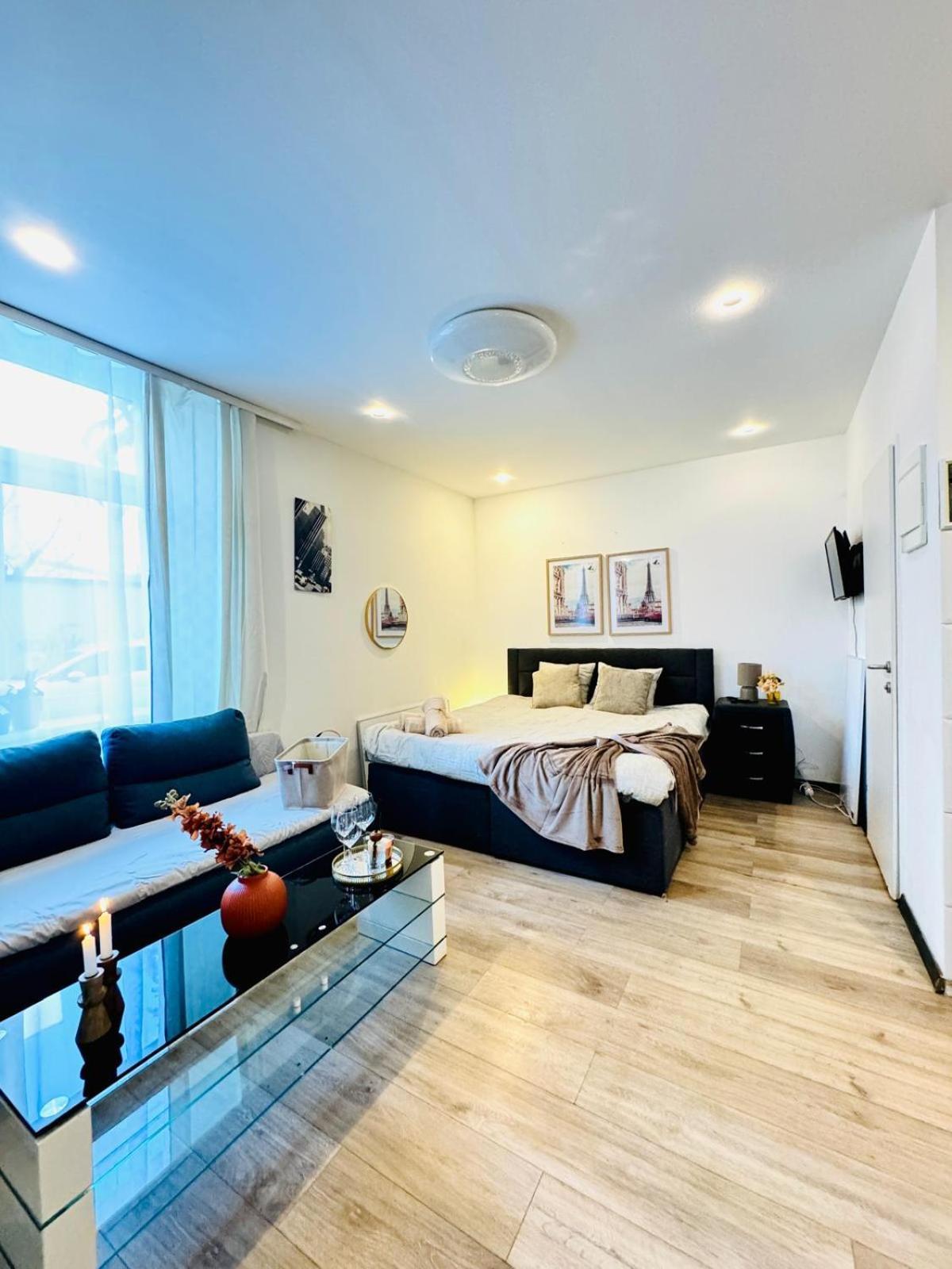 Central King Studio - 10 Mins Walk From Downtown Wien Exteriör bild